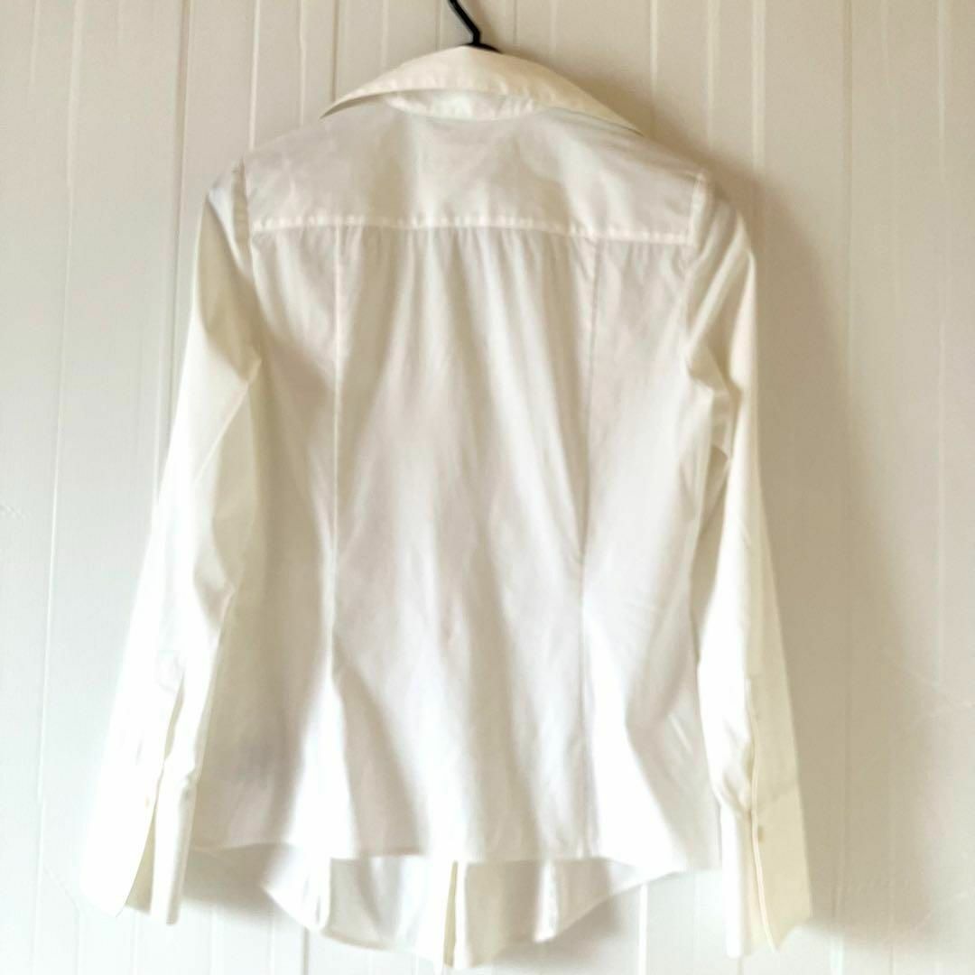 DAISY LIN   FOXEY デイジーリン　ホワイトシャツ　サイズ38 レディースのトップス(シャツ/ブラウス(長袖/七分))の商品写真