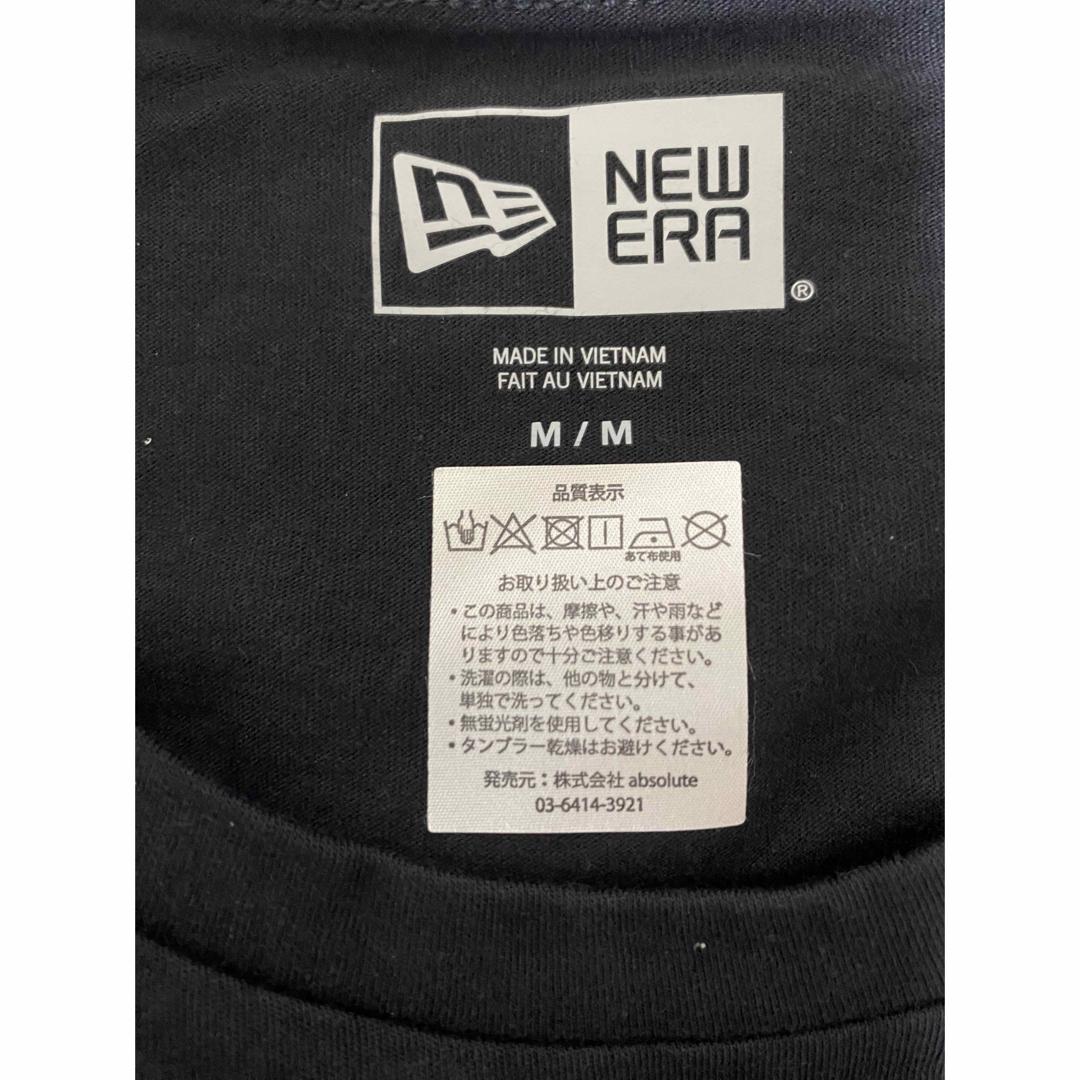 NEW ERA(ニューエラー)の新品　ニューエラ  Tシャツ　ブラック　Mサイズ メンズのトップス(Tシャツ/カットソー(半袖/袖なし))の商品写真