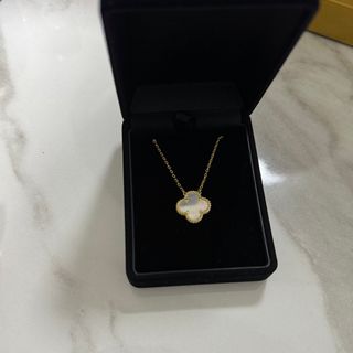 ヴァンクリーフアンドアーペル(Van Cleef & Arpels)のアルハンブラ　ネックレス(ネックレス)