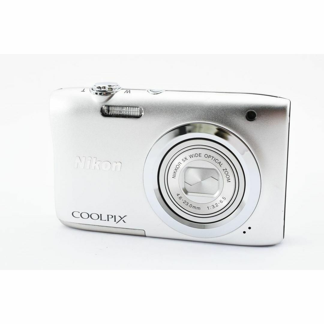 Nikon(ニコン)の美品　Nikon COOLPIX A100 ニコン　コンパクトデジタルカメラ スマホ/家電/カメラのカメラ(コンパクトデジタルカメラ)の商品写真