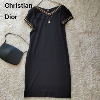 クリスチャンディオール(Christian Dior)の美品 クリスチャンディオール シルクニットワンピース ゴールド刺繍 半袖 黒(ひざ丈ワンピース)