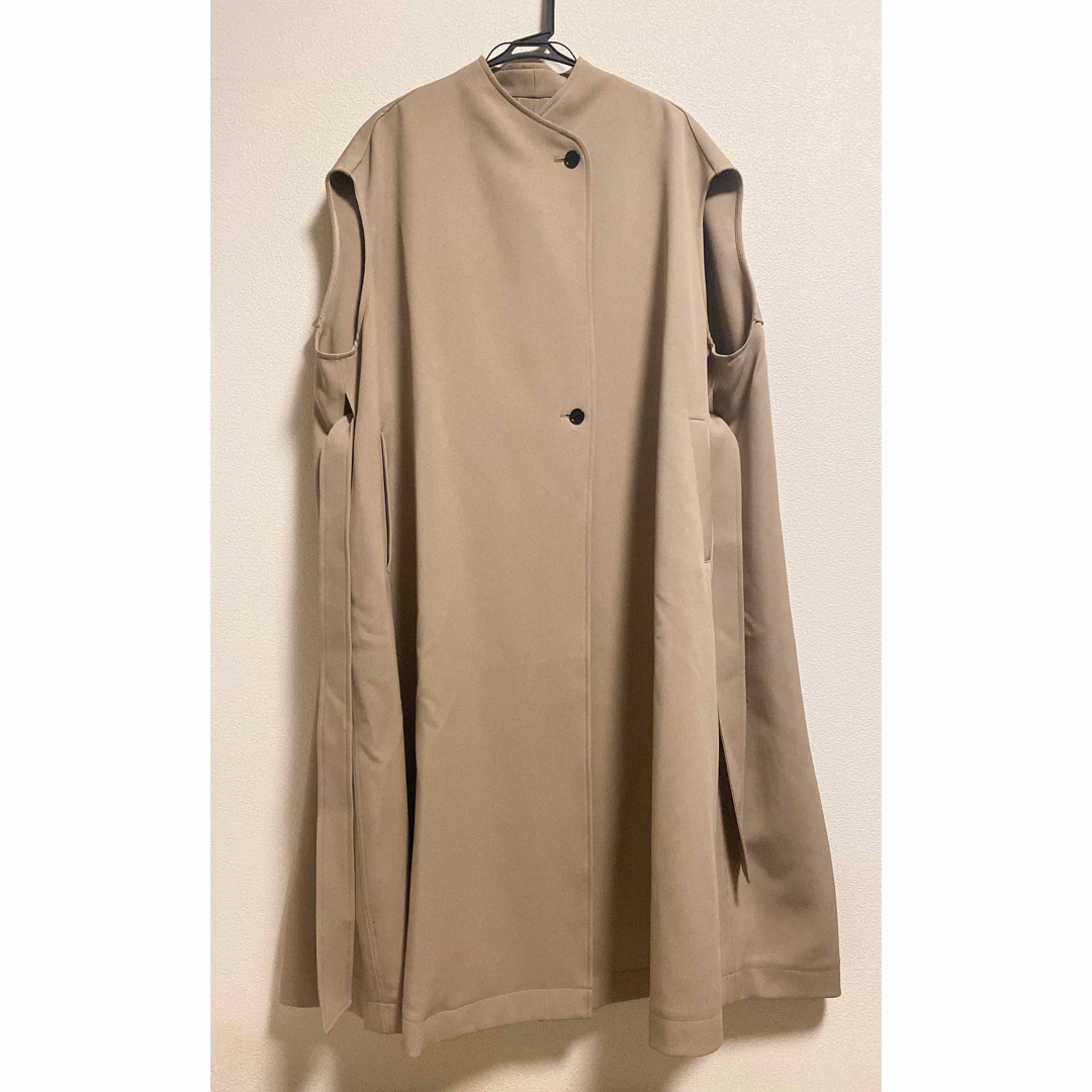 CLANE(クラネ)のLouren＊volume flare trench coat レディースのジャケット/アウター(トレンチコート)の商品写真