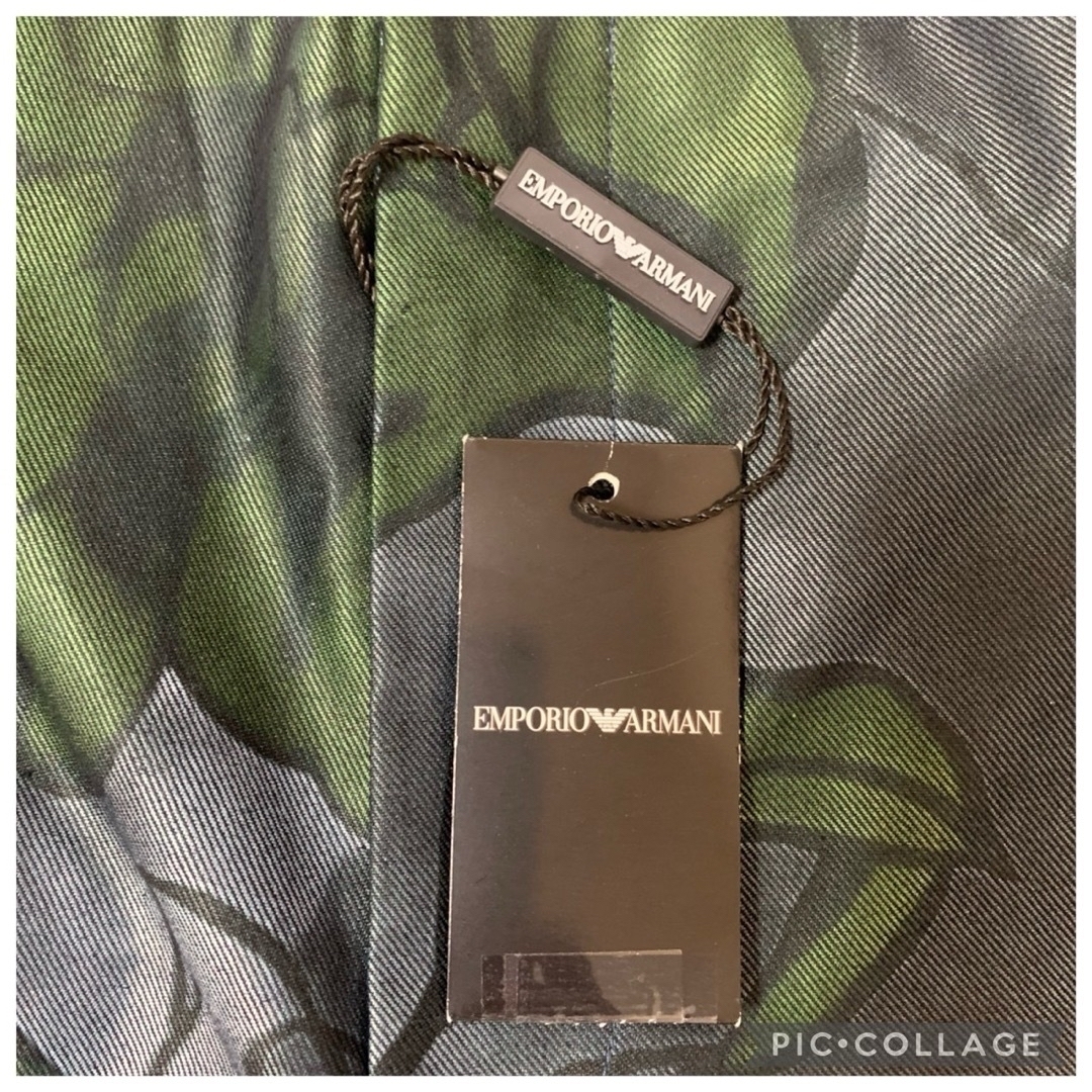 Emporio Armani(エンポリオアルマーニ)の【新品未使用XXL】今季注目ボタニカル柄　エンポリオアルマーニ　パンツ メンズのパンツ(スラックス)の商品写真