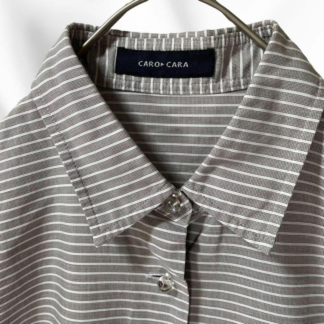 CARO CARA 襟付き　ボーダーブラウス　ボーダーシャツ　カジュアル　M レディースのトップス(シャツ/ブラウス(半袖/袖なし))の商品写真