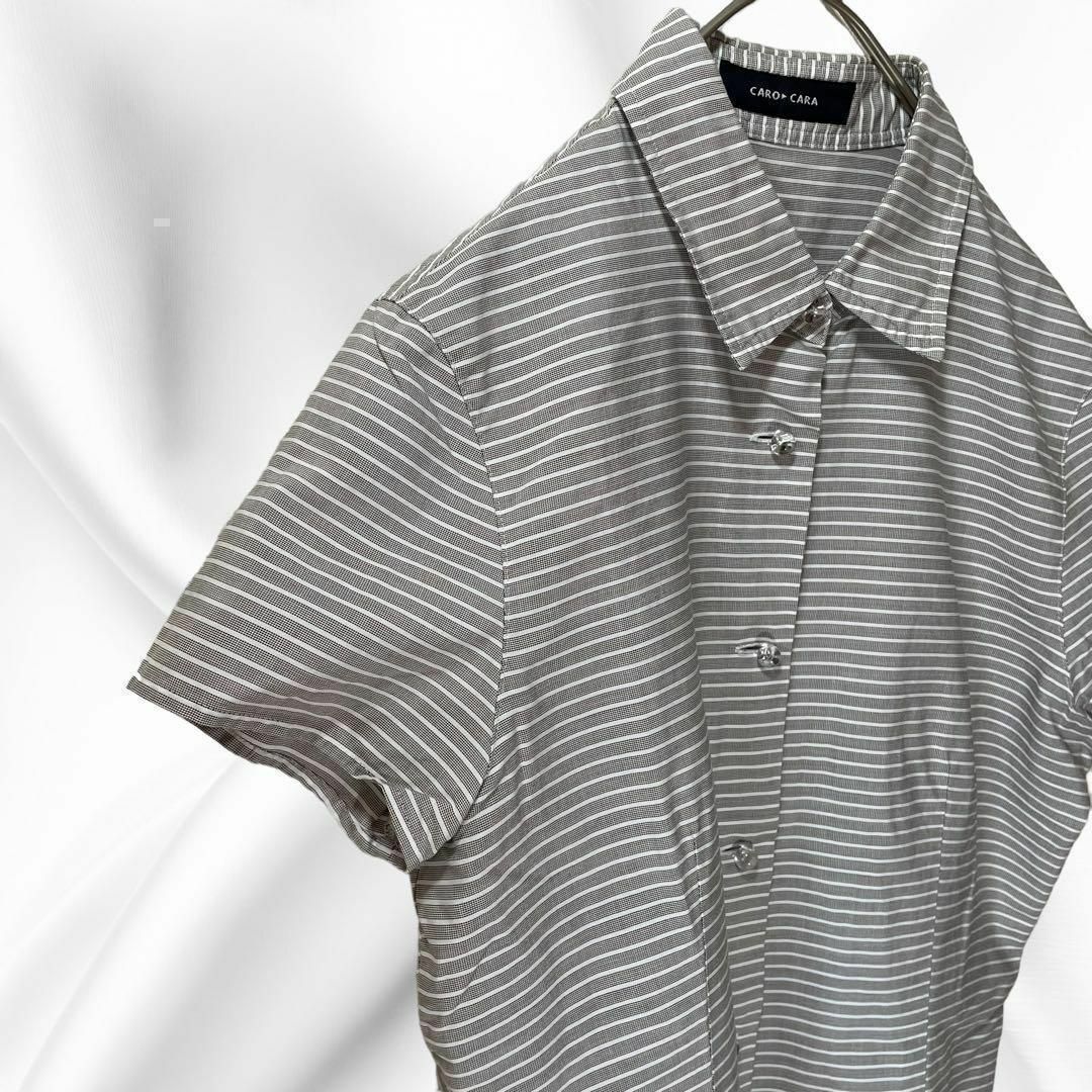 CARO CARA 襟付き　ボーダーブラウス　ボーダーシャツ　カジュアル　M レディースのトップス(シャツ/ブラウス(半袖/袖なし))の商品写真