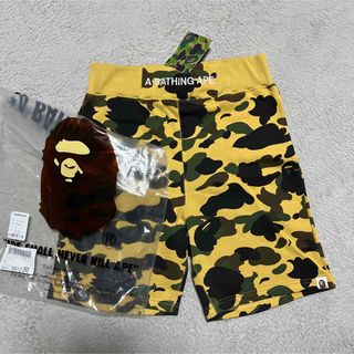 A BATHING APE - APE BAPE KAWS 1st CAMO 迷彩　ハーフパンツ　ショーツ　s