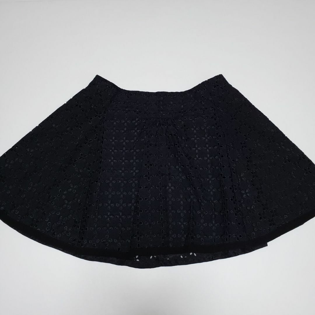 JILLSTUART(ジルスチュアート)のJILL STUART ジルスチュアート フレアスカート ブラック サイズ4（約 レディースのスカート(ひざ丈スカート)の商品写真