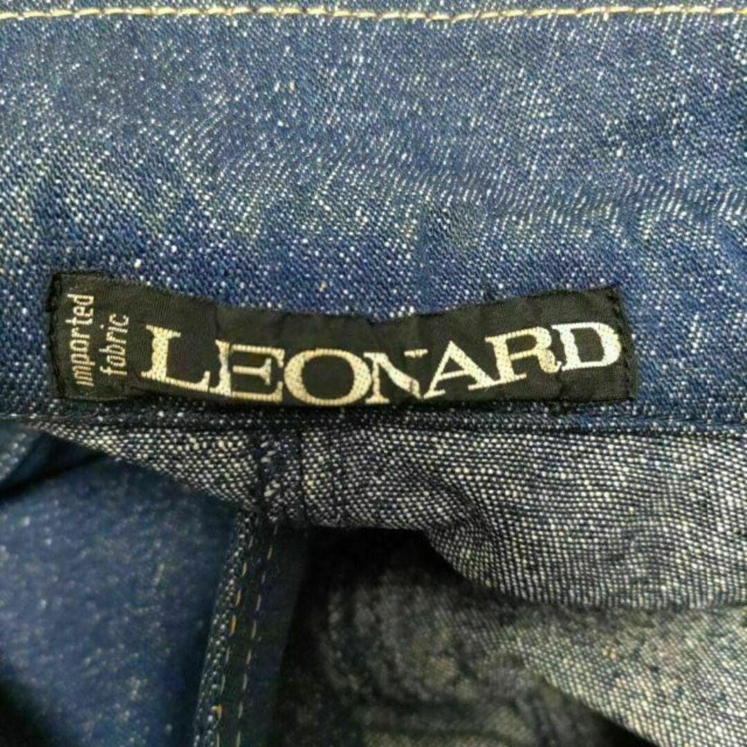LEONARD(レオナール)のLEONARD レオナール デニムテーラードジャケット 11号 レディースのジャケット/アウター(テーラードジャケット)の商品写真