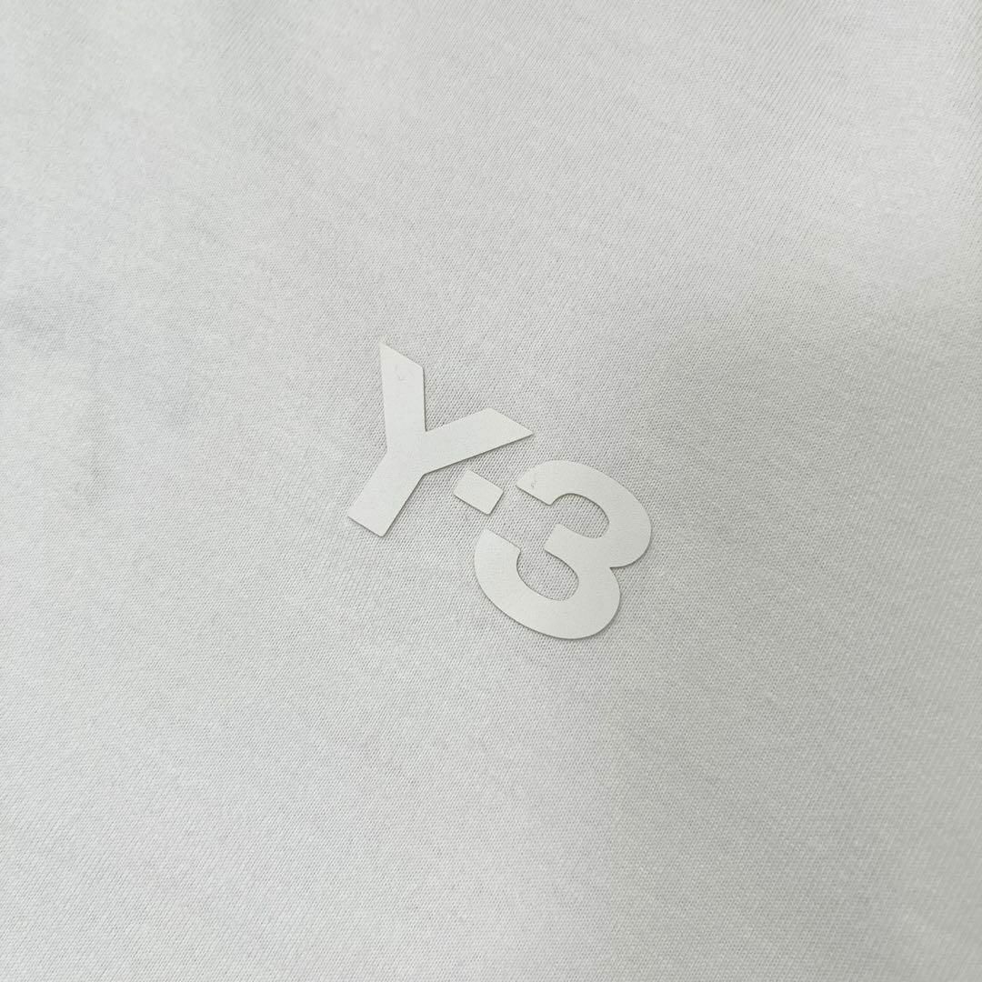 Y-3(ワイスリー)の【Y-3】ヨウジヤマモト バック刺繍 メンズMサイズ相当 Tシャツ ワイスリー メンズのトップス(Tシャツ/カットソー(半袖/袖なし))の商品写真