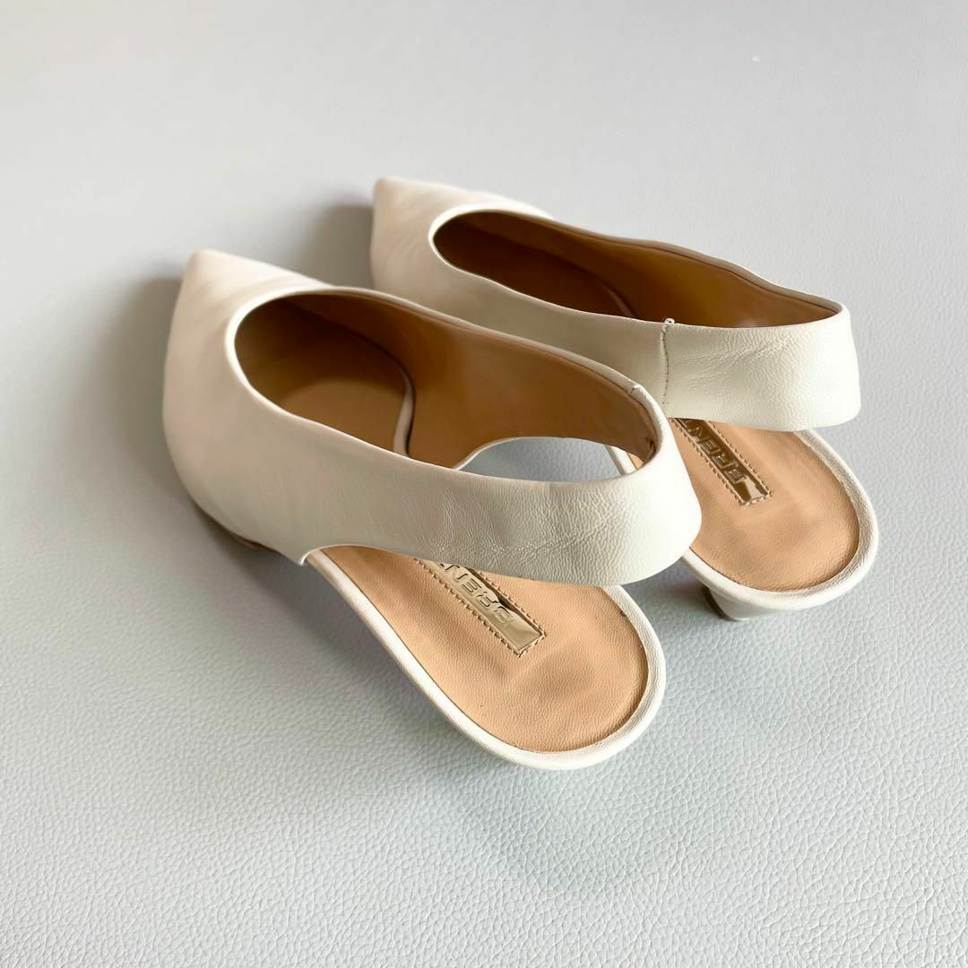 L'Appartement DEUXIEME CLASSE(アパルトモンドゥーズィエムクラス)の＊美品＊BRENTA ブレンタ Back Strap 4cm Heel Mule レディースの靴/シューズ(ミュール)の商品写真