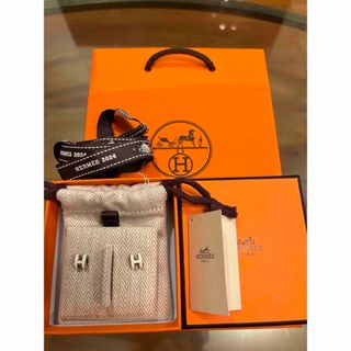 エルメス(Hermes)の新品､未使用HERMES エルメス　ミニポップH ピアス　シルバー　ホワイト(ピアス)