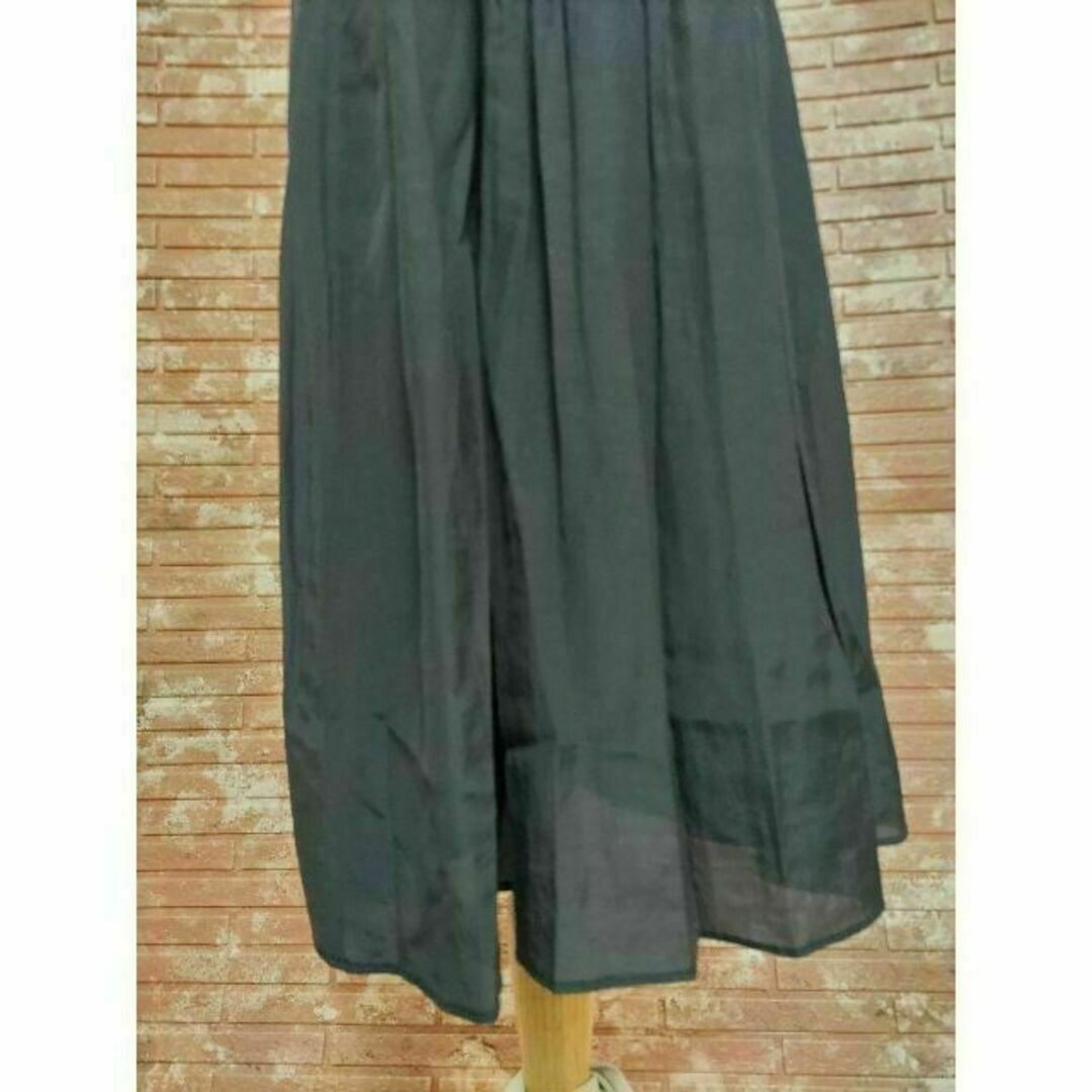BABYLONE(バビロン)のBABYLONE バビロン 総ゴム ギャザースカート 黒 38 レディースのスカート(ひざ丈スカート)の商品写真