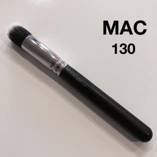 マック(MAC)のM・A・C  130 ショートデュオ ファイバーブラシ フェイス パウダーブラシ(ブラシ・チップ)