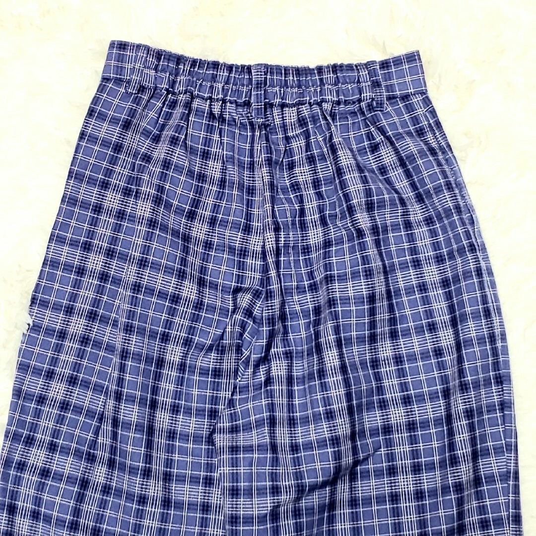 GU(ジーユー)のGU ジーユー レディース チェック柄パンツ ワイド タック ブルー M 春夏 レディースのパンツ(カジュアルパンツ)の商品写真