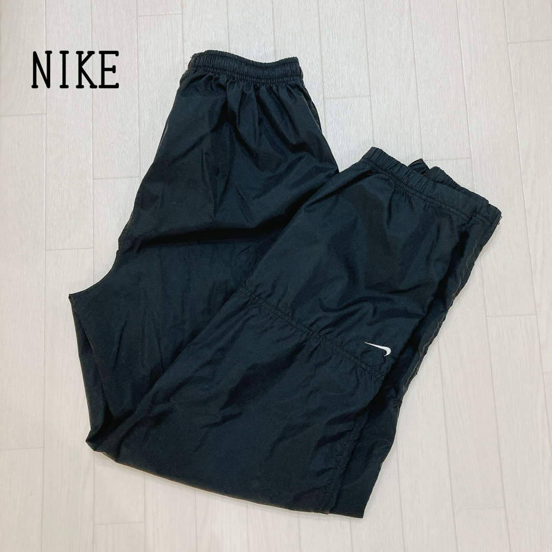 NIKE(ナイキ)のNIKE ナイキ　ナイロンパンツ　ウィンドパンツ　L レディースのパンツ(その他)の商品写真