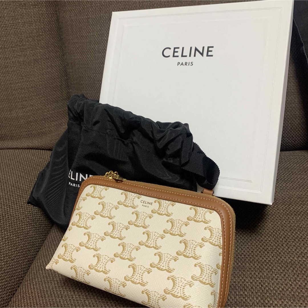 celine(セリーヌ)のセリーヌ＊チェーン付きクラッチ レディースのバッグ(クラッチバッグ)の商品写真