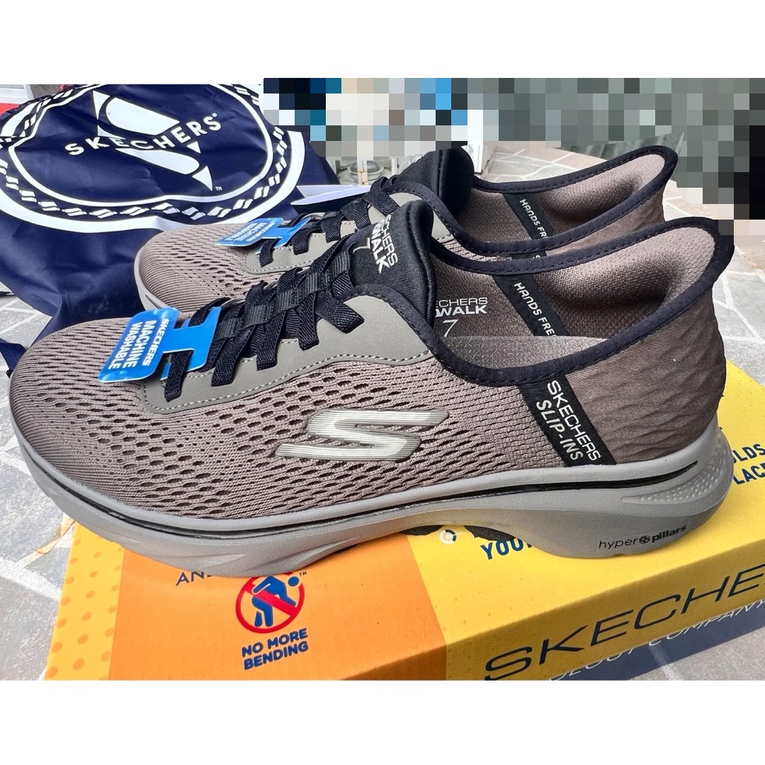 SKECHERS(スケッチャーズ)のスケッチャーズ　スリップインズ　新品 メンズの靴/シューズ(スニーカー)の商品写真