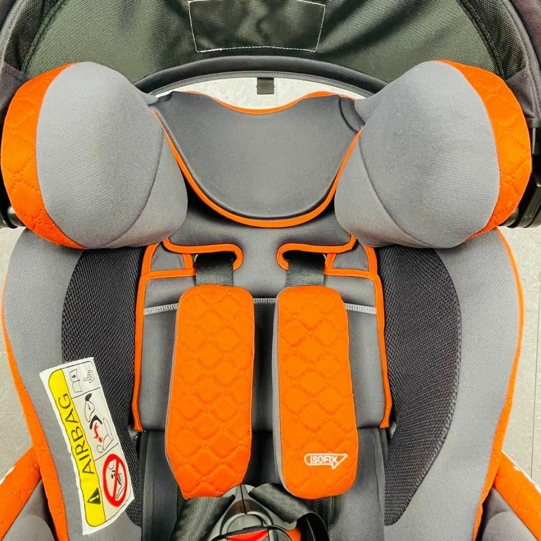 アップリカ Aprica フラディアグロウ ISOFIX プレミアム　回転式 キッズ/ベビー/マタニティの外出/移動用品(自動車用チャイルドシート本体)の商品写真