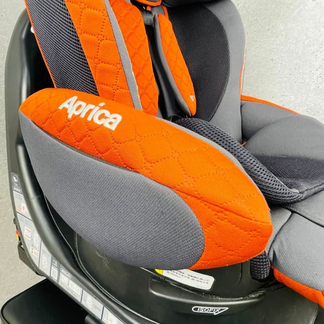 アップリカ Aprica フラディアグロウ ISOFIX プレミアム　回転式 キッズ/ベビー/マタニティの外出/移動用品(自動車用チャイルドシート本体)の商品写真