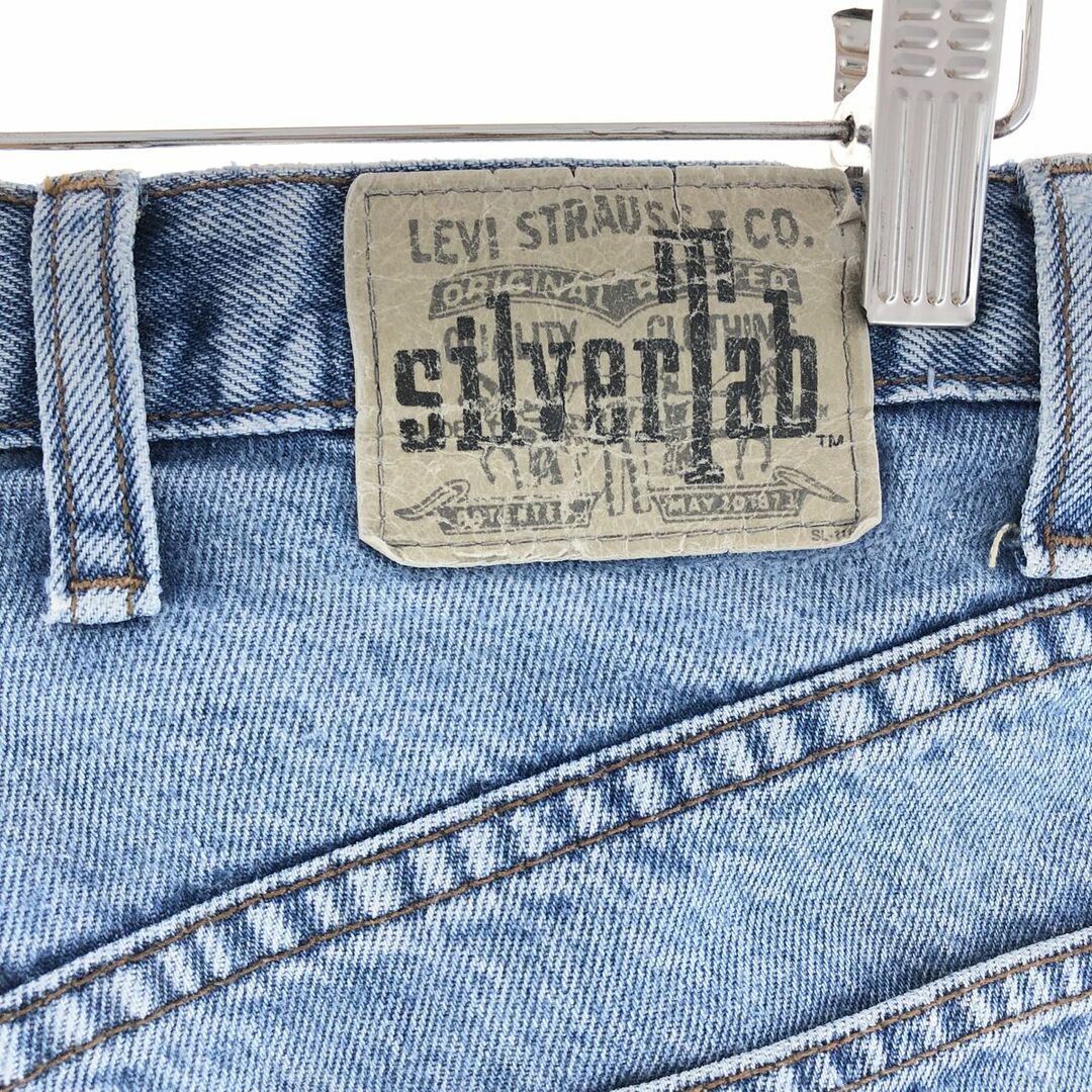 Levi's(リーバイス)の古着 リーバイス Levi's SILVER TAB シルバータブ LOOSE ルーズ デニムショーツ ハーフパンツ メンズw35 /eaa382534 メンズのパンツ(ショートパンツ)の商品写真