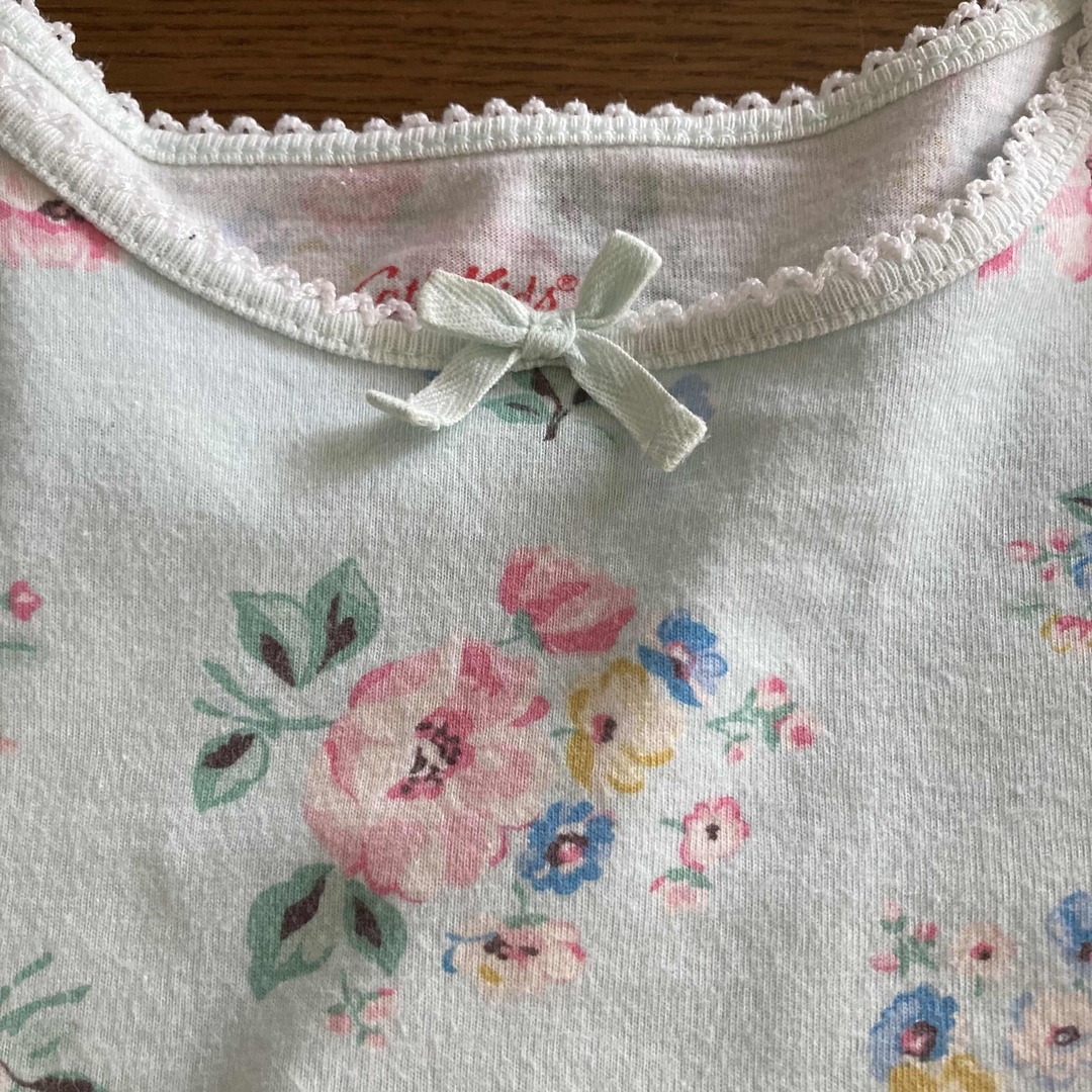 Cath Kidston(キャスキッドソン)のCath Kidson  キャスキッドソン パジャマ 2-3yrs 90-100 キッズ/ベビー/マタニティのキッズ服女の子用(90cm~)(パジャマ)の商品写真