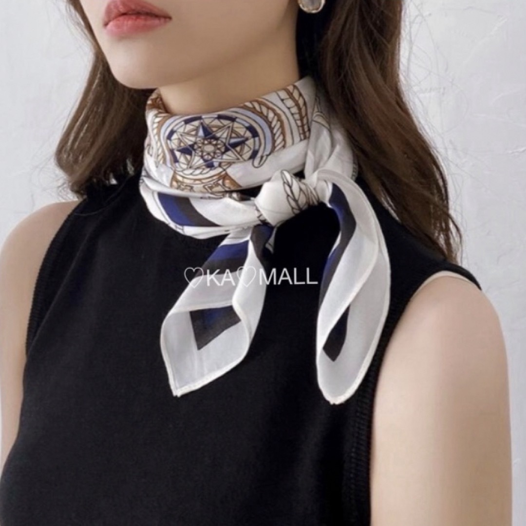 Sー5❤️スカーフ❤️正方形❤️首元華やか❤️大人カラー レディースのファッション小物(バンダナ/スカーフ)の商品写真