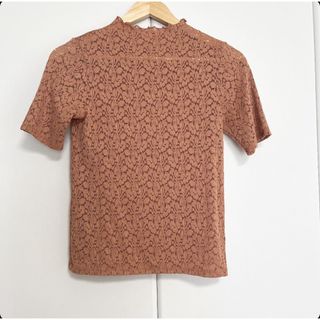 ジーユー(GU)の【新品】GU 花柄シースルー　ミドルハイネックT(Tシャツ(半袖/袖なし))