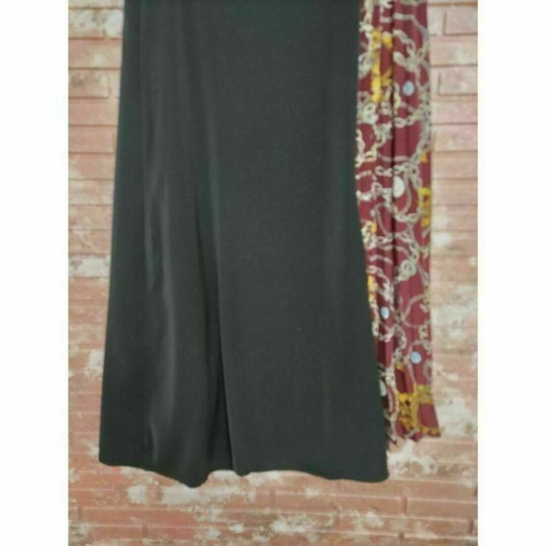 THE SECRET BEAN ラップ調 プリーツロングスカート 黒 フリー レディースのスカート(ロングスカート)の商品写真