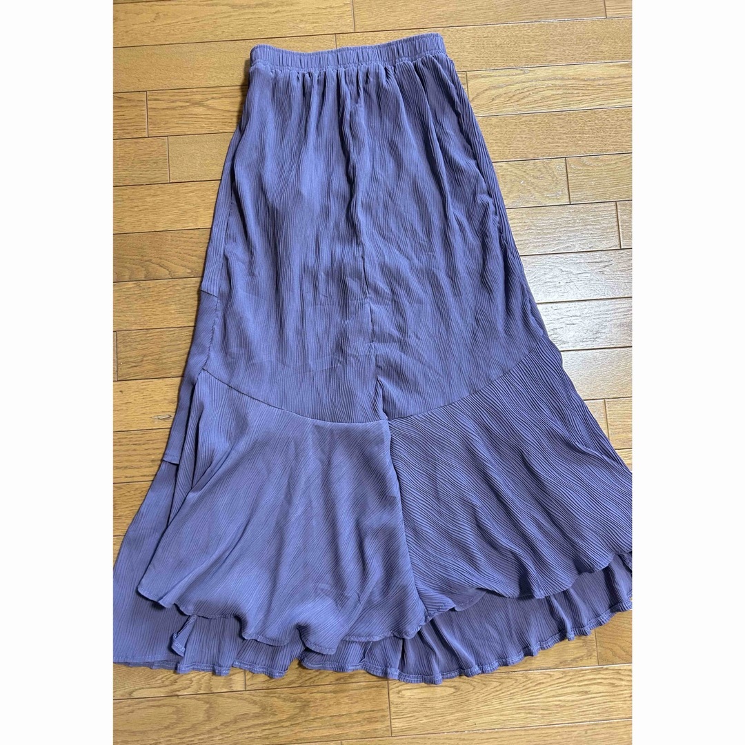 新品　ミッケ　プリーツロングスカート　パープル　フリーサイズ レディースのスカート(ロングスカート)の商品写真