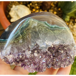 アメジスト クラスター 紫水晶 原石　瑪瑙母岩　紫水晶カッサ(置物)