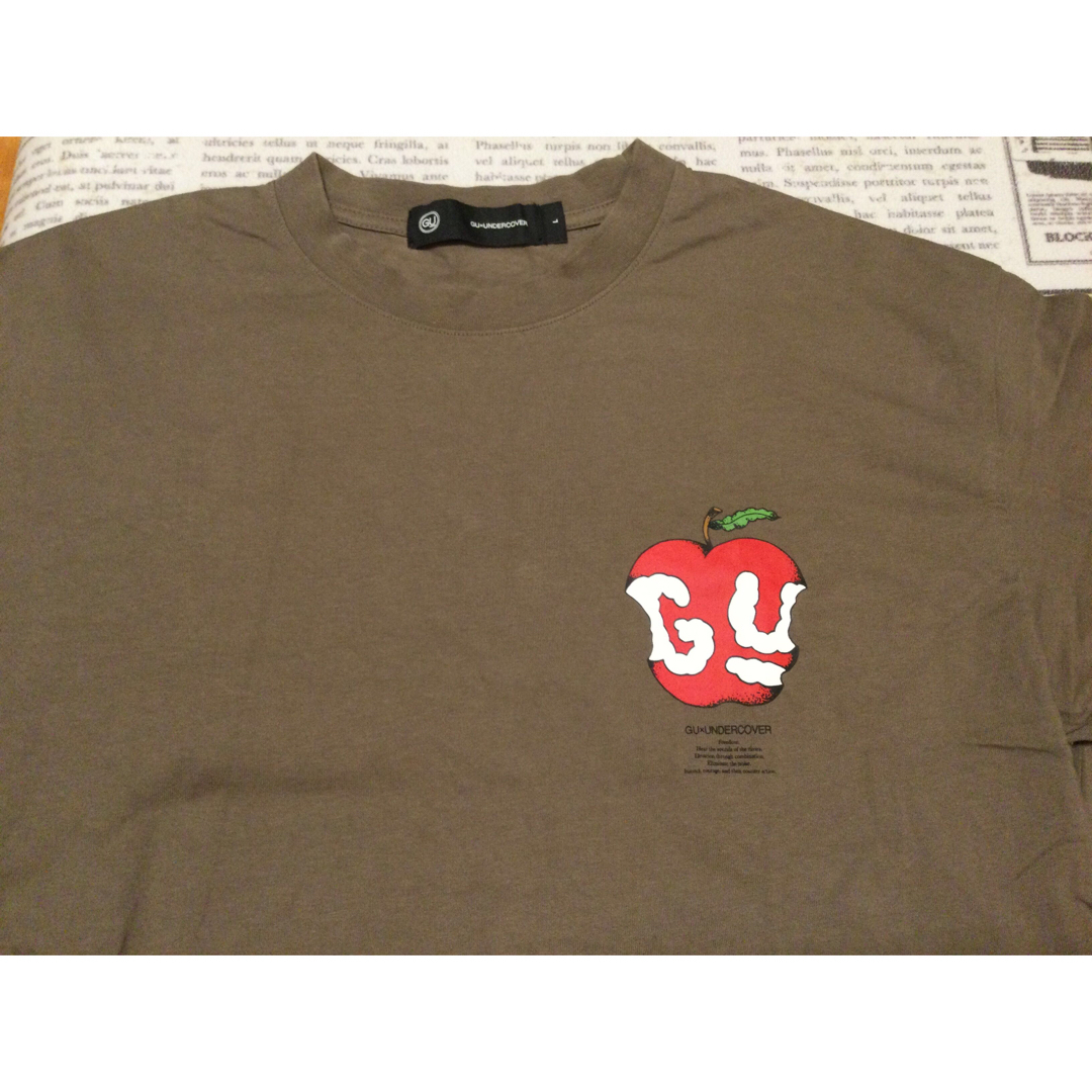 GU(ジーユー)のGU✖️アンダーカバーTシャツ　Ｌサイズ メンズのトップス(Tシャツ/カットソー(半袖/袖なし))の商品写真