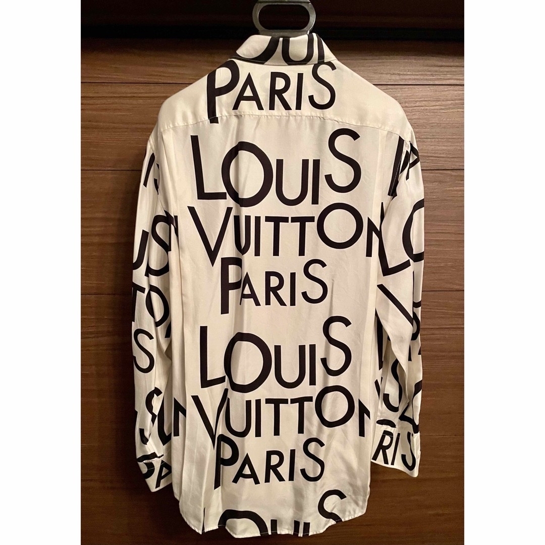 LOUIS VUITTON(ルイヴィトン)の🔷ハンコック様 専用商品 ルイヴィトン シルク レギュラーフィット 長袖シャツ  メンズのトップス(シャツ)の商品写真