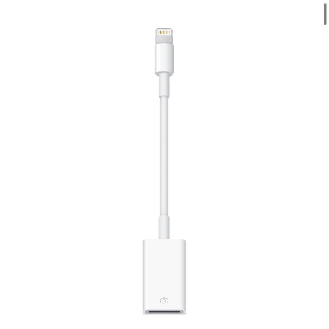 Apple(アップル)の純正Apple Japan(同) Lightning - USBカメラアダプタ スマホ/家電/カメラのスマホアクセサリー(その他)の商品写真