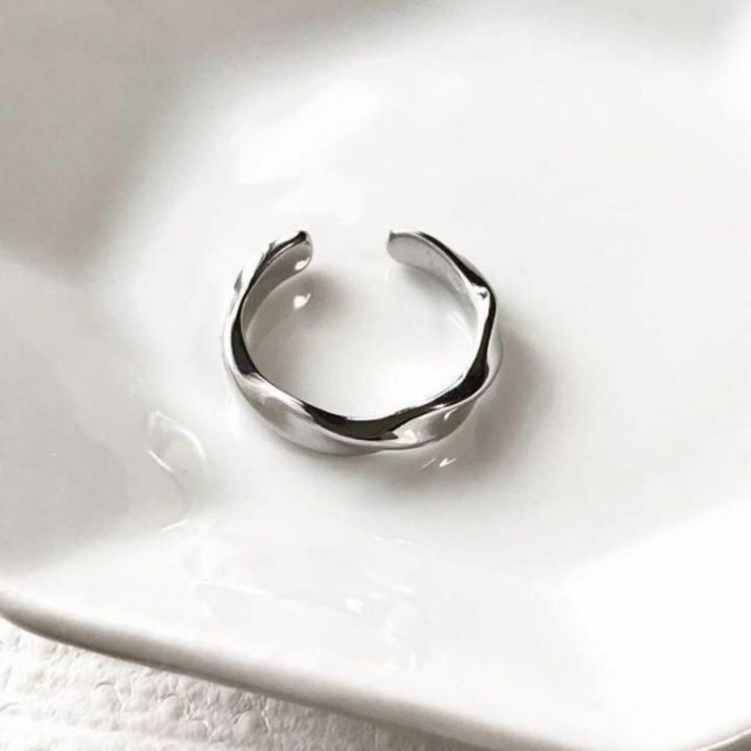 1ツイスト ring レディースのアクセサリー(リング(指輪))の商品写真