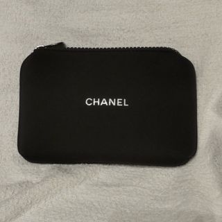 CHANEL - シャネル　化粧ポーチ　ブラック　ノベルティ品