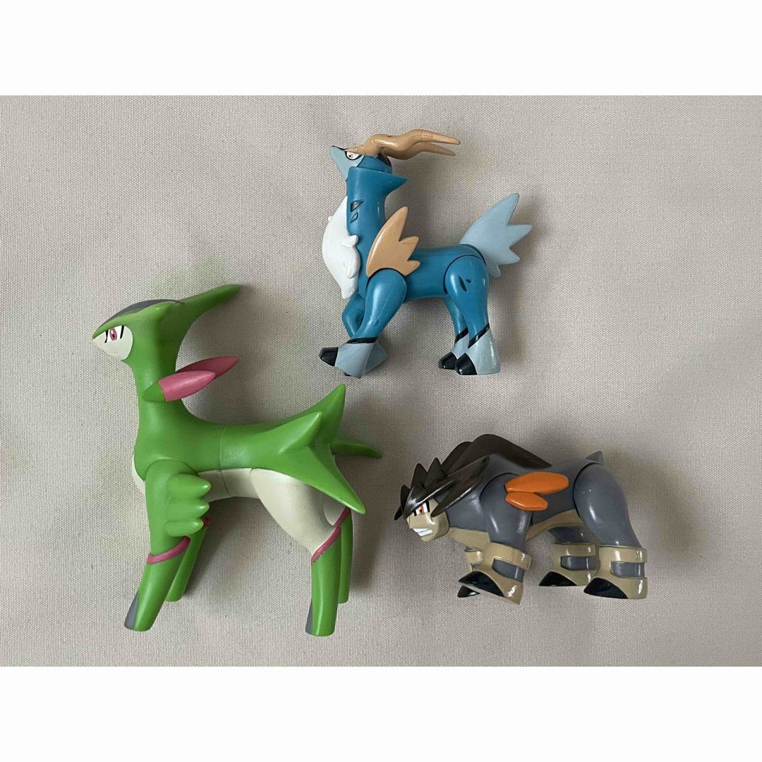 T-ARTS(タカラトミーアーツ)のポケモン　フィギュア　ビリジオン　テラキオン　コバルオン　ポケットモンスター エンタメ/ホビーのフィギュア(アニメ/ゲーム)の商品写真