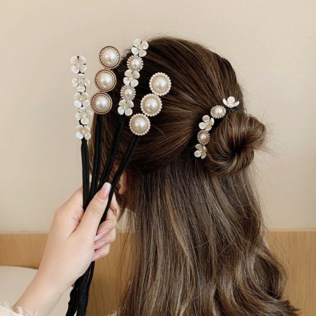 【大人気】ヘアアクセサリー お団子メーカー パール デフトバン  簡単 韓国   レディースのヘアアクセサリー(ヘアゴム/シュシュ)の商品写真