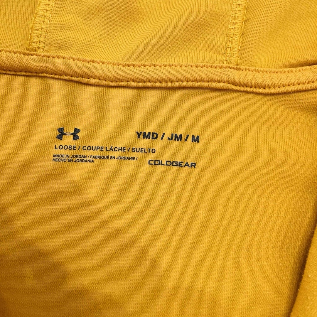 UNDER ARMOUR(アンダーアーマー)のUNDER ARMOUR アンダーアーマー　パーカー　YMD 140　　140 キッズ/ベビー/マタニティのキッズ服男の子用(90cm~)(ジャケット/上着)の商品写真