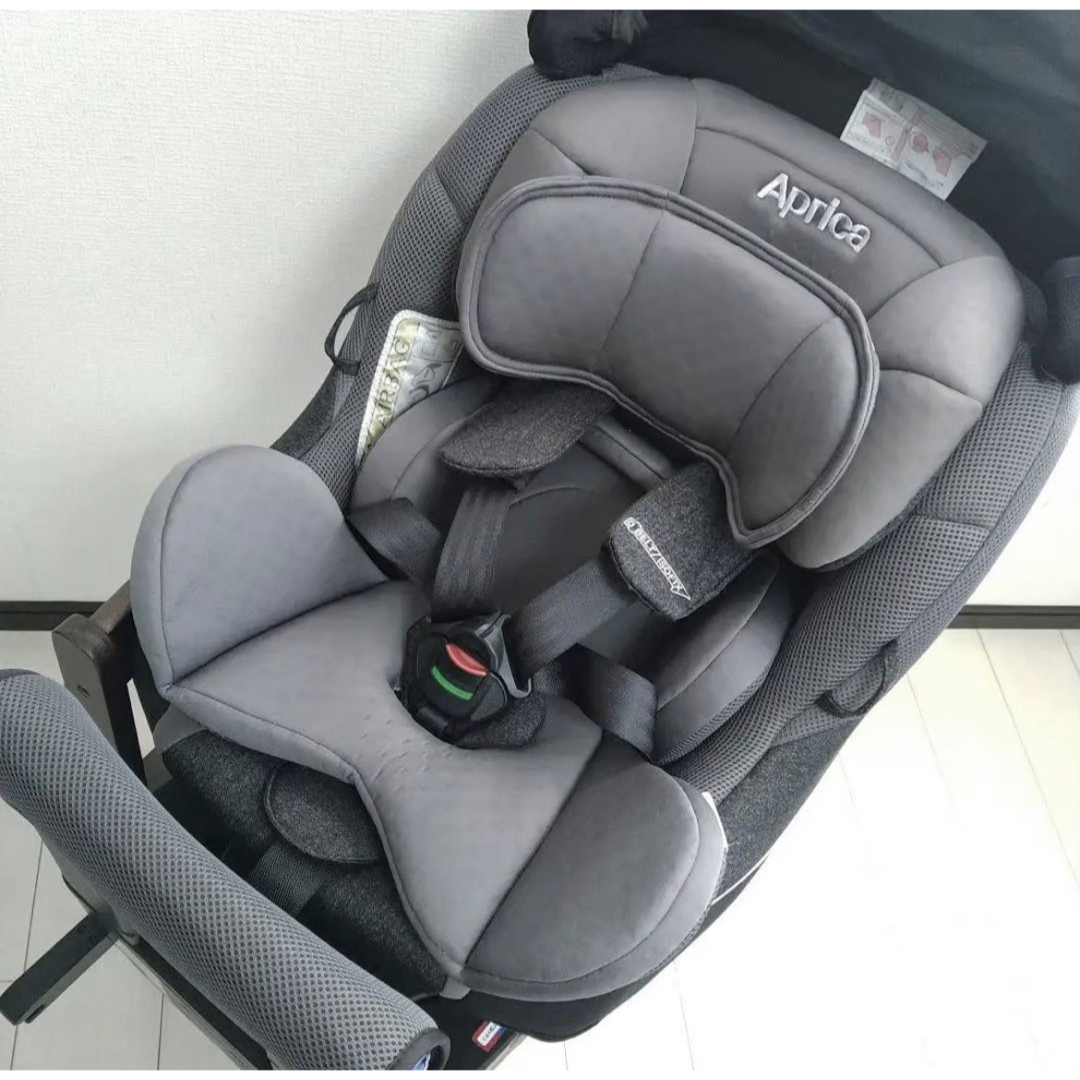 Aprica(アップリカ)の【☆美品☆】アップリカ☆チャイルドシート☆クルリラプレミアム☆isofix☆ キッズ/ベビー/マタニティの外出/移動用品(自動車用チャイルドシート本体)の商品写真