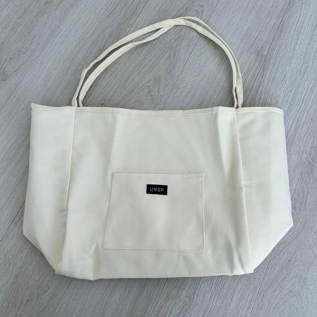 人気☆ キャンバスバッグ ホワイト 韓国 シンプル 大きめユニセックス 大容量 レディースのバッグ(トートバッグ)の商品写真