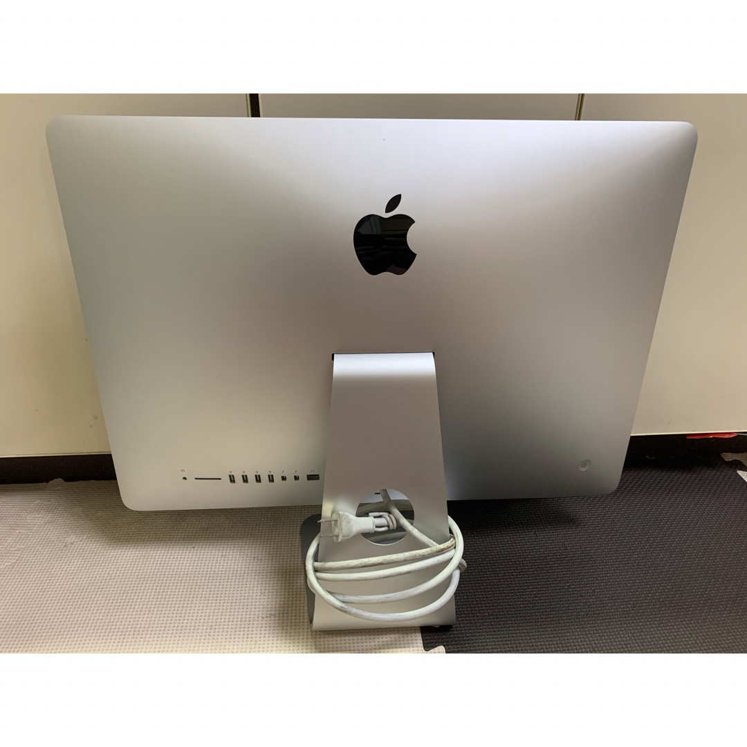 Apple(アップル)のApple iMac 21.5インチ　SSD A1418  office スマホ/家電/カメラのPC/タブレット(デスクトップ型PC)の商品写真