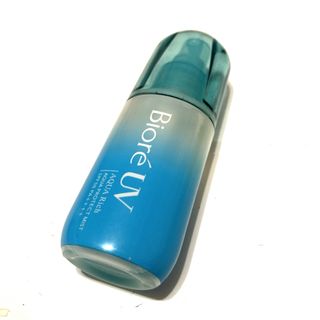 ビオレ(Biore)の【中古・残量多】日焼け止めビオレUVアクアリッチアクアプロテクトミスト60mL(日焼け止め/サンオイル)