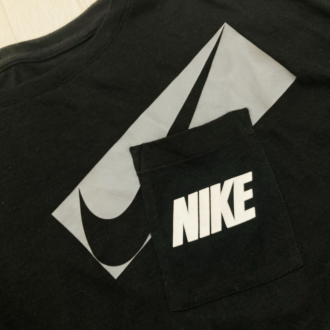 NIKE(ナイキ)のNIKE ナイキ　レディース クロップ Tシャツ S レディースのトップス(Tシャツ(半袖/袖なし))の商品写真