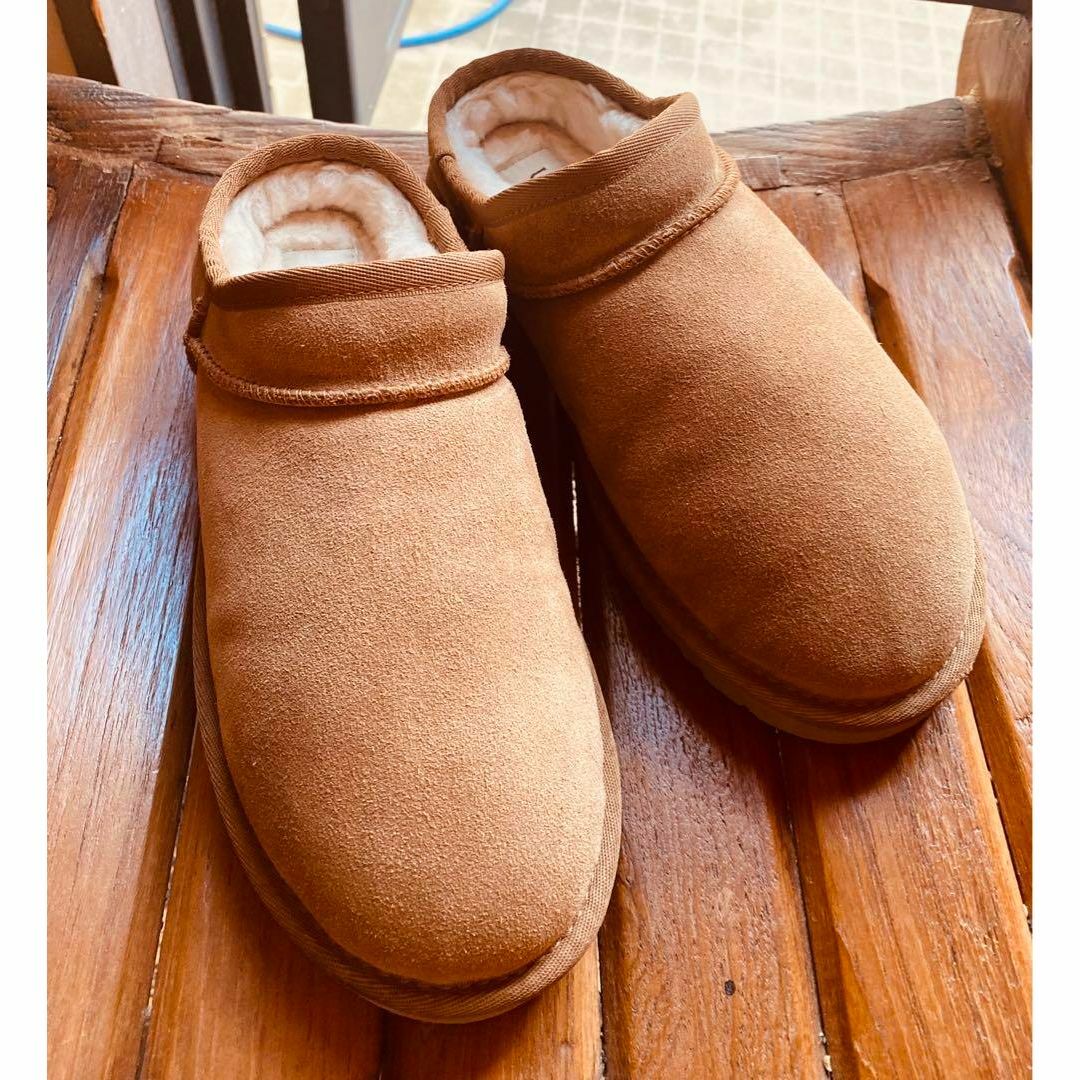 UGG(アグ)の正規品✨激レア✨美品✨24⇒23.5～✨UGG✨CLASSIC SLIPPER レディースの靴/シューズ(スリッポン/モカシン)の商品写真