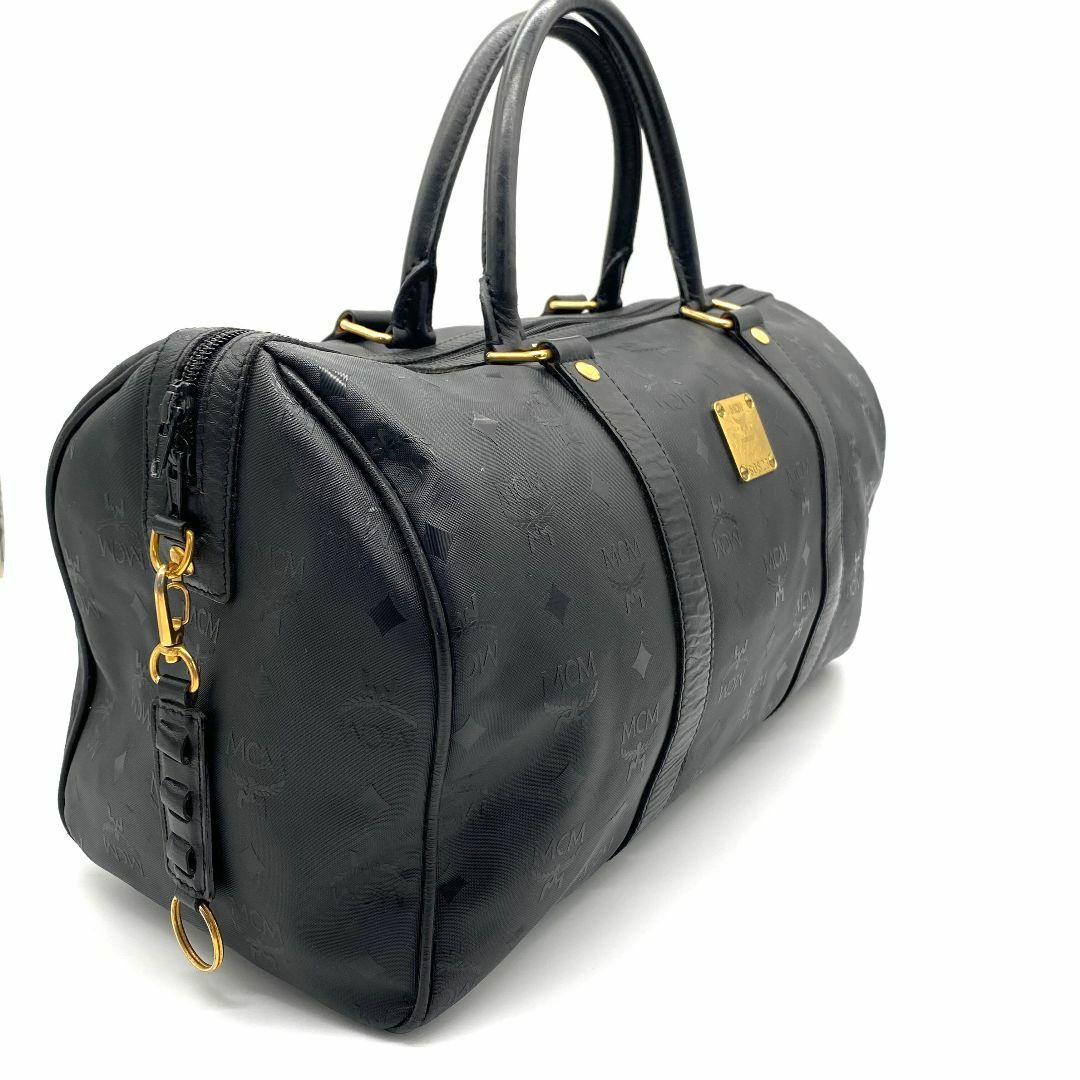 MCM(エムシーエム)のMCM Visetos Black  旅行バッグ ボストンバッグ ブラック レディースのバッグ(ボストンバッグ)の商品写真