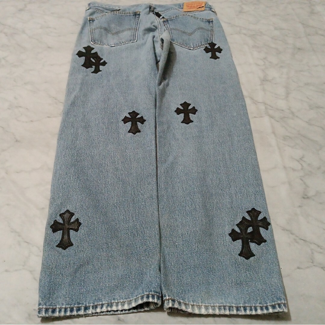 Chrome Hearts(クロムハーツ)のLevi's 505（W36 / 92cm）クロスパッチカスタム メンズのパンツ(デニム/ジーンズ)の商品写真