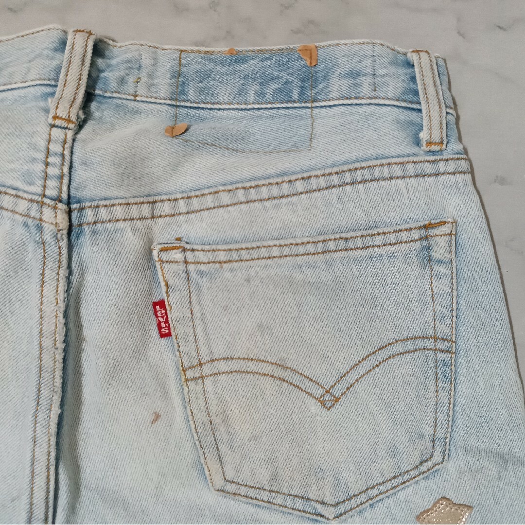 Chrome Hearts(クロムハーツ)のLevi's 501（W32 / 82cm）クロスパッチカスタム メンズのパンツ(デニム/ジーンズ)の商品写真