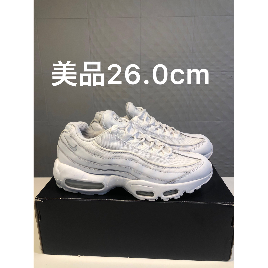 NIKE(ナイキ)の《美品26.0cm》NIKE AIR MAX95 essential メンズの靴/シューズ(スニーカー)の商品写真