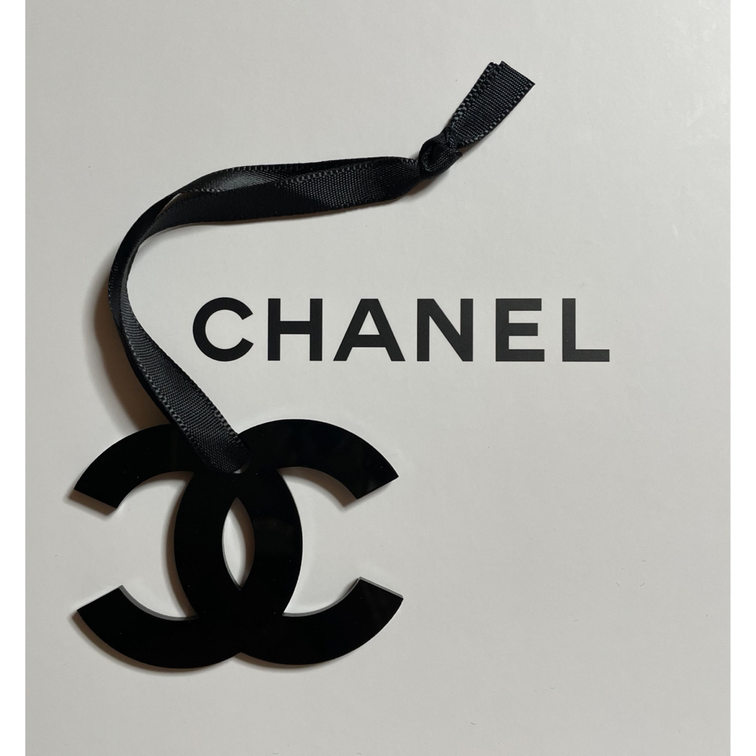 CHANEL(シャネル)の訳あり品☆CHANEL チャーム ココマーク ブラック 1個 インテリア/住まい/日用品のオフィス用品(ラッピング/包装)の商品写真