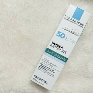 ラロッシュポゼ(LA ROCHE-POSAY)の☆新品未開封☆　トーンアップクリア　ラロッシュポゼ(化粧下地)